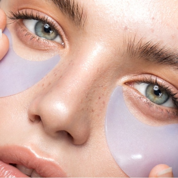 Meaningful Beauty Revive & Brighten Eye Masque - Picture 5 of 8